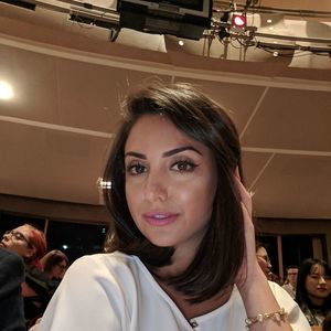 Meet your Posher, Ani